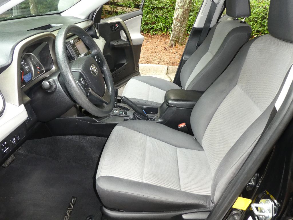 NON SMOKING INTERIOR
