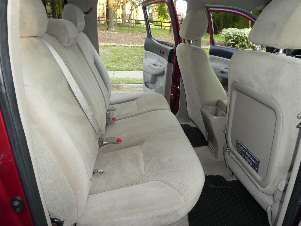 CLEAN NON SMOKING INTERIOR