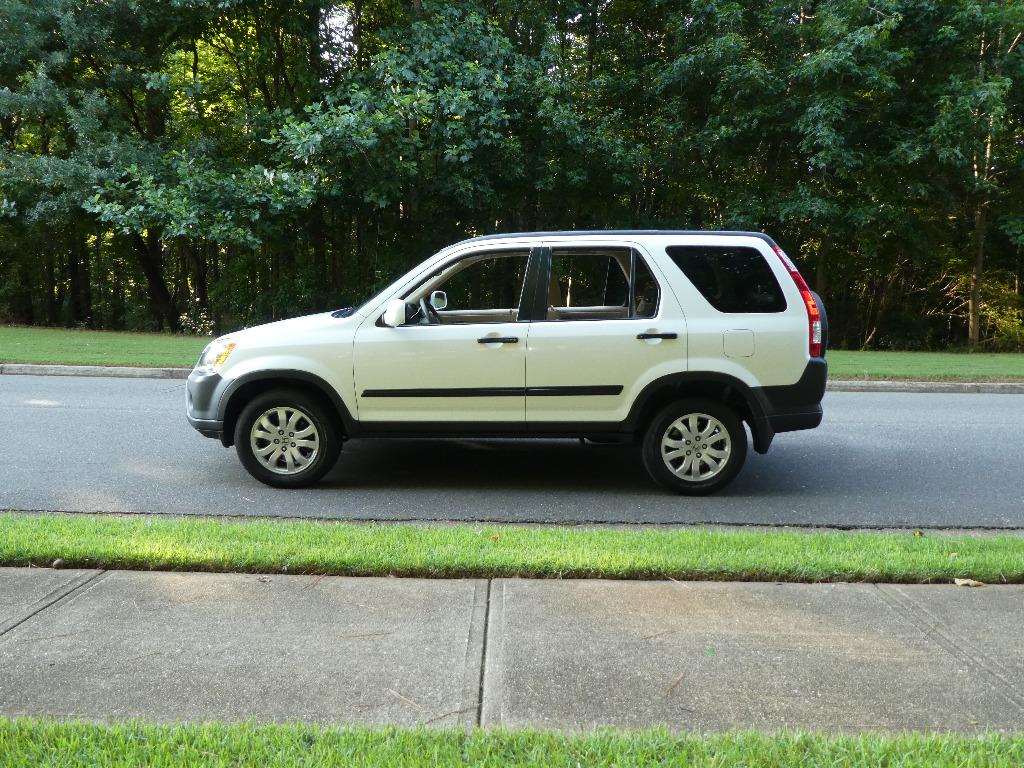 2005 Honda CR-V EX - Photo 28