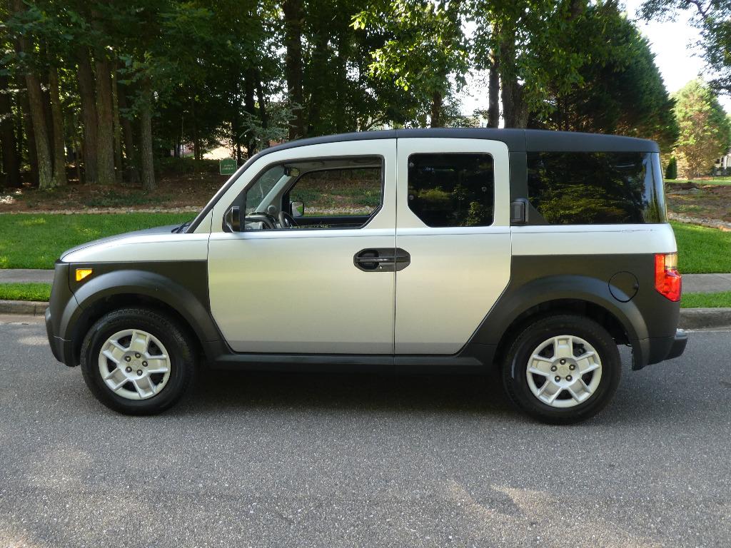 2008 Honda Element LX 2WD AT's photo
