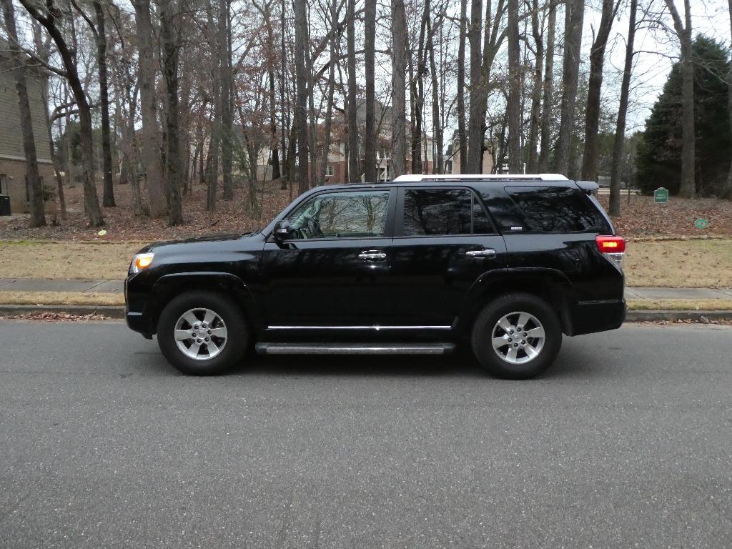 2011 Toyota 4Runner SR5's photo