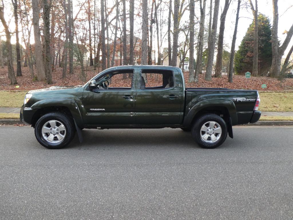 2014 Toyota Tacoma PreRunner's photo