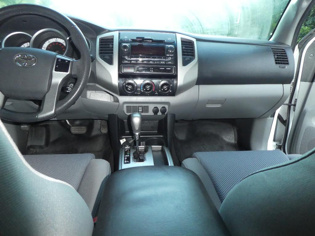 2012 Toyota Tacoma PreRunner - Photo 10