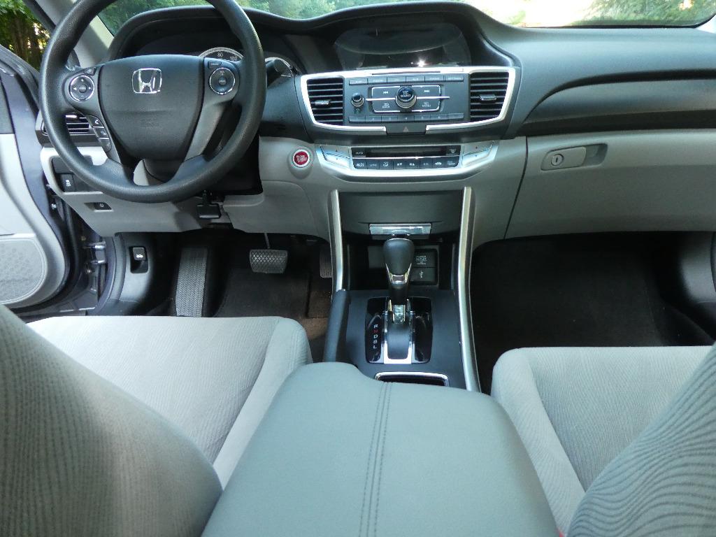 2013 Honda Accord EX - Photo 10
