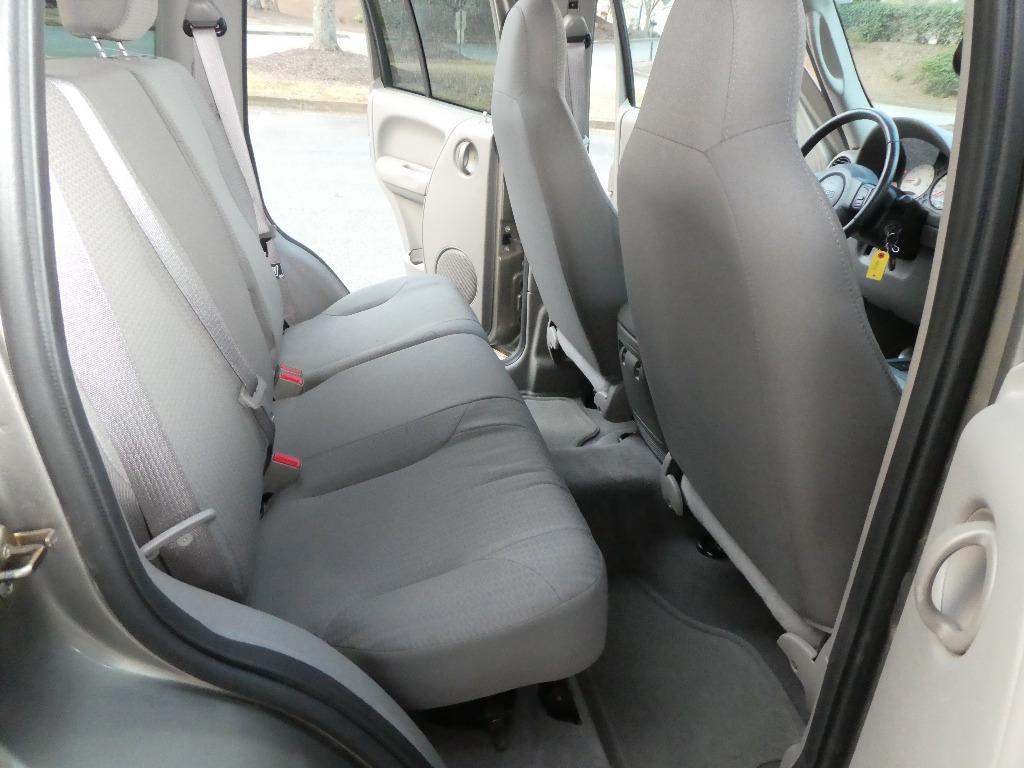 2004 Jeep Liberty Sport - Photo 6