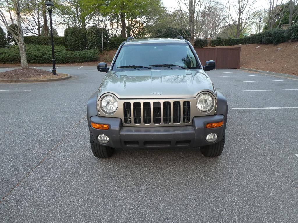 2004 Jeep Liberty Sport - Photo 15