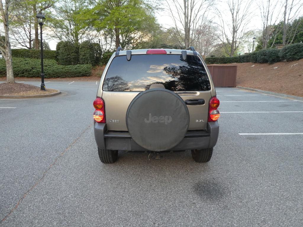2004 Jeep Liberty Sport - Photo 16