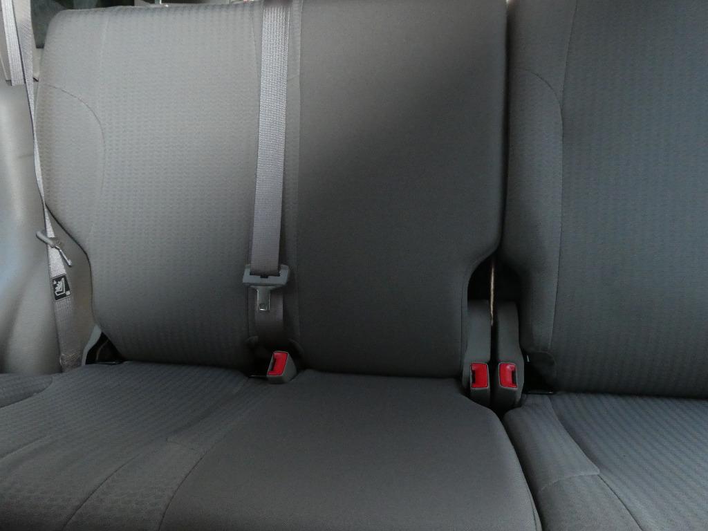 2004 Jeep Liberty Sport - Photo 10
